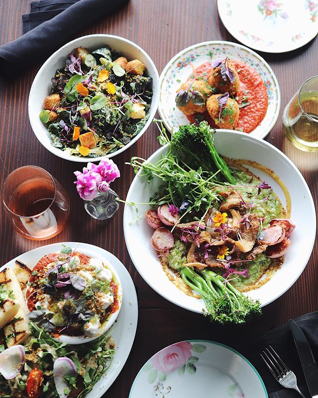 Have an Italian feast and share it family style! We’ve got a lot of Italian inspired food on the menu right now. Pesto Risotto, Fried Mozzarella, Caesar Salad (technically originates in Mexico but def and Italian restaurant staple now) and Eggplant and Olive Lasagna. Manga your heart out ❤️🍝🍷
.
.
.
#veganmozz #veganlasagna #eggplant #modernloveomaha #🍆🍆🍆 #garfield #vegansofig #vegan #veganeats #veganfood #veganaf #instafood #lovefood #plantbased  #buzzfeast #eatstagram  #veganomaha #feedfeedvegan #foodstagram #omahaeats #imhorngry #horngyvegan #omahaeats #omaha #omahafoodie #midtownomaha